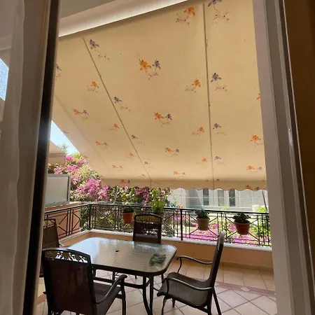 Tomas Apartment Sarande