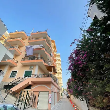 Tomas Apartment Sarande