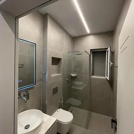 Tomas Apartment